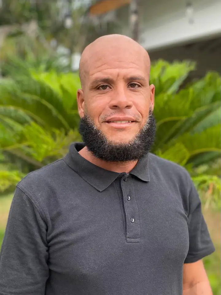 Elio, Maintenance & Groundskeeping at Las Canas Beach Retreat